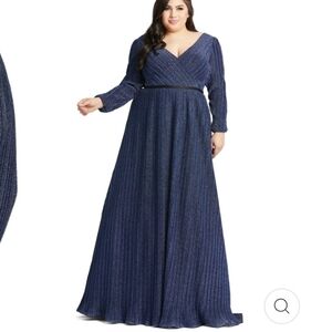 Mac Duggal V-Neck Shimmering Sapphire Gown NWT 18W